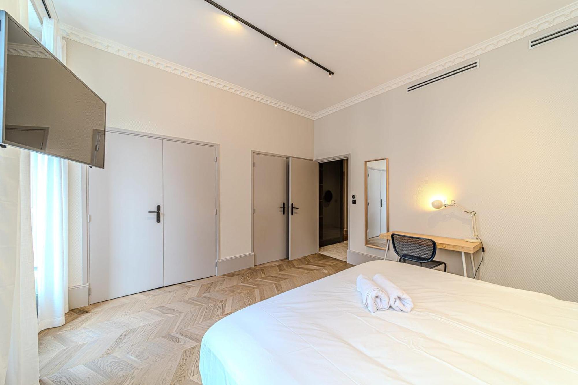 The Grenette Spacious Renovated Apartment 8 People Cordeliers ليون المظهر الخارجي الصورة