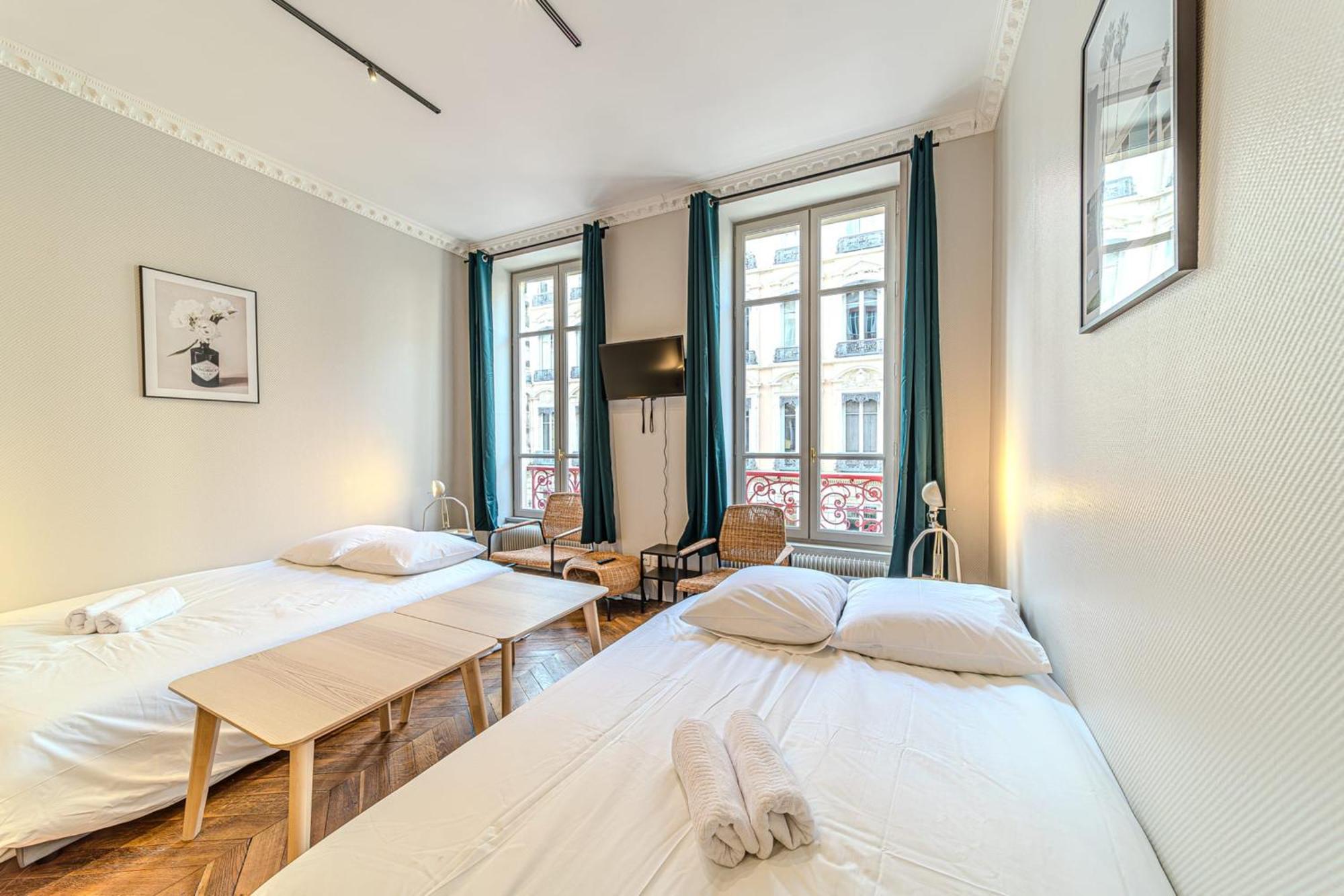 The Grenette Spacious Renovated Apartment 8 People Cordeliers ليون المظهر الخارجي الصورة